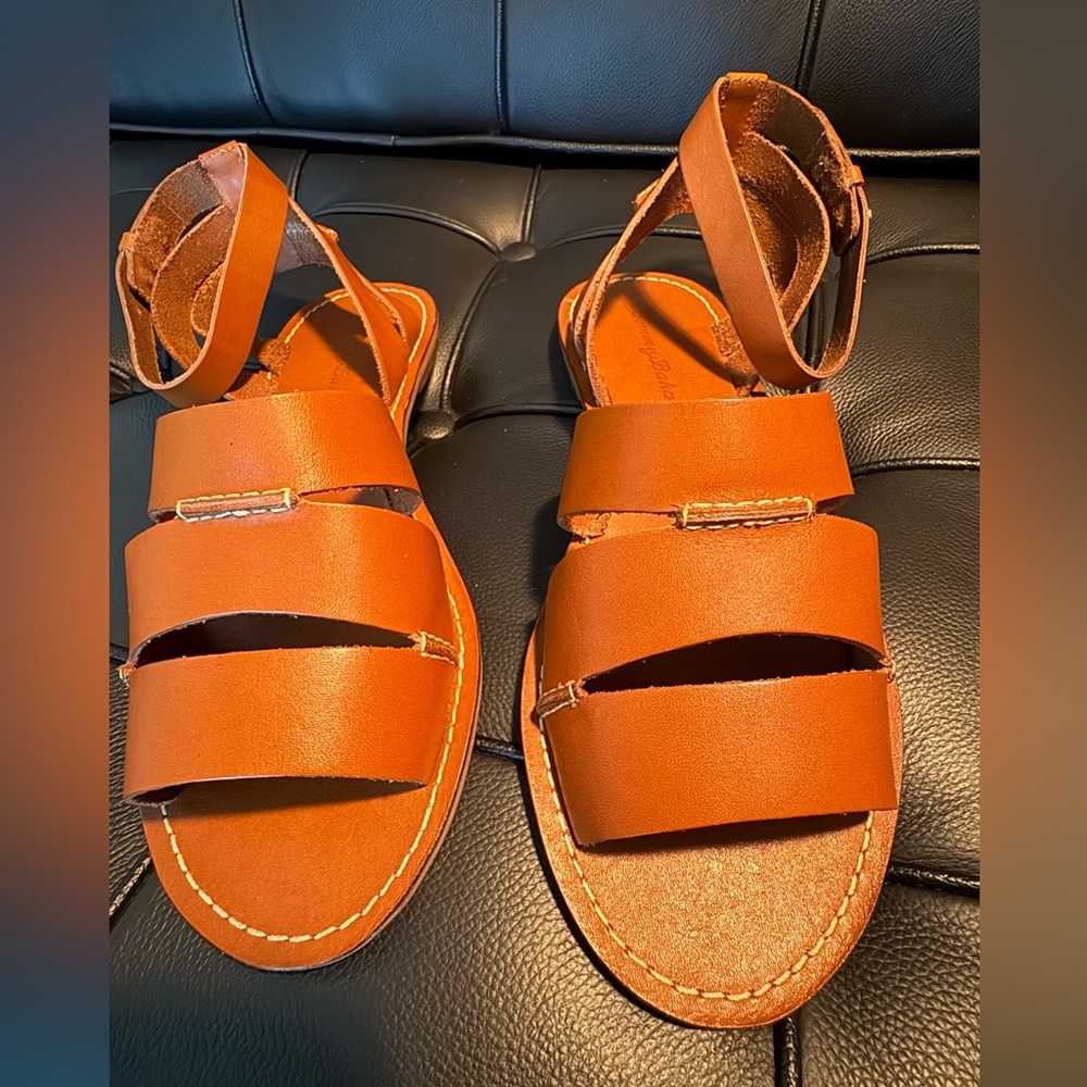 Tommy Bahama Brown Strappy Sandals